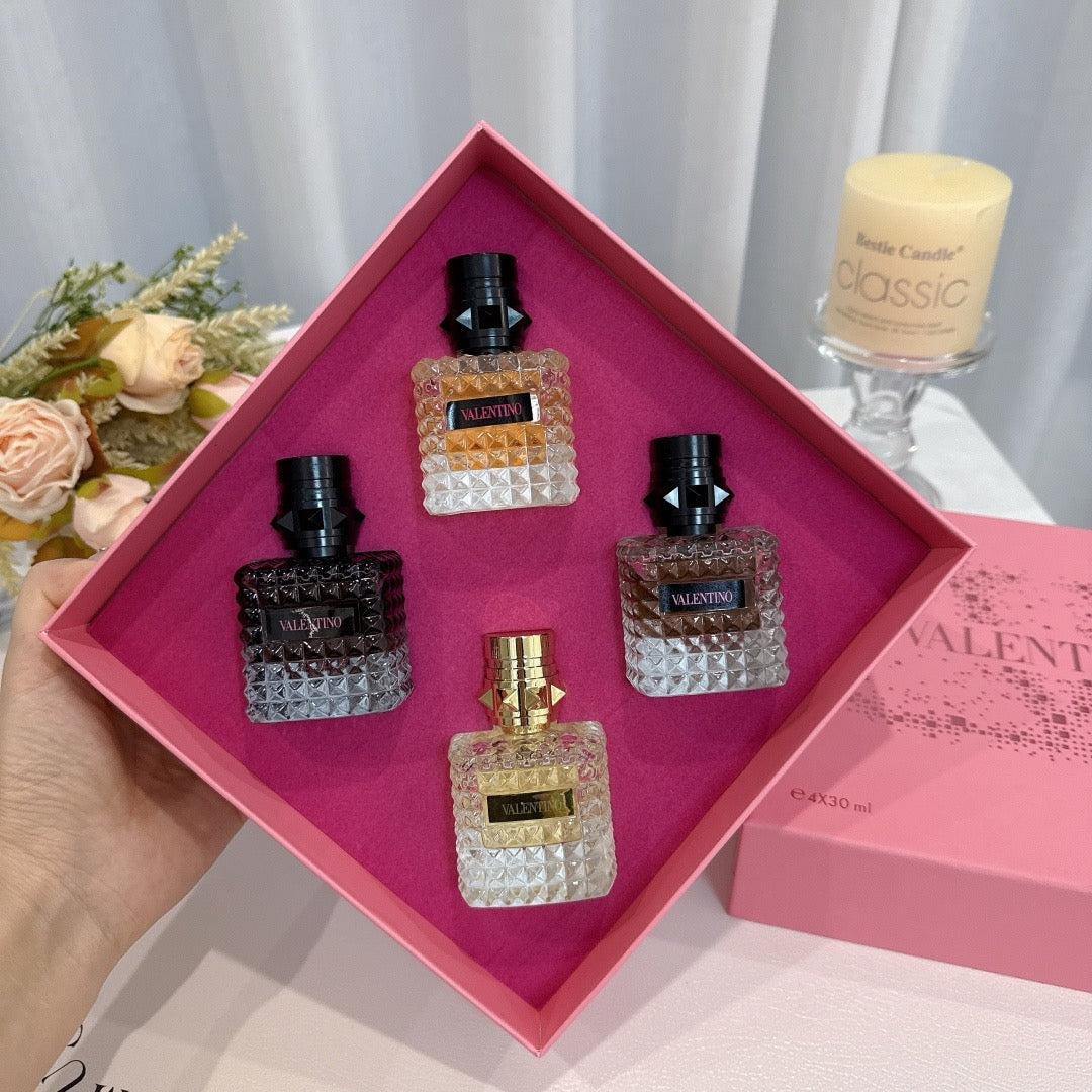 Valentino Donna Born In Roma Perfume Gift Set For Women