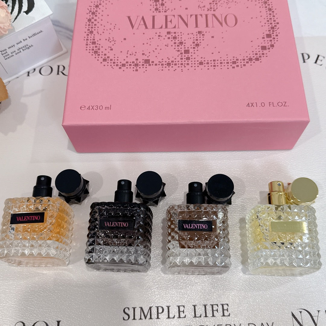 Valentino Donna Born In Roma Perfume Gift Set For Women